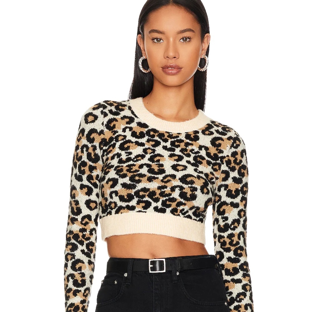 Lovers and friends Hali crop sweater size small